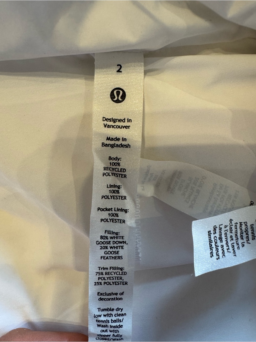 Lululemon White Hooded Puffer Vest - Women size 2 - Picture 5 of 5